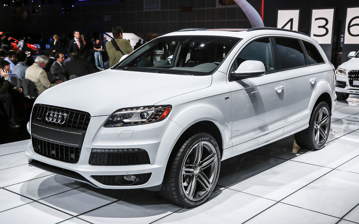 2014-audi-q7-review-for-the-family-car-market